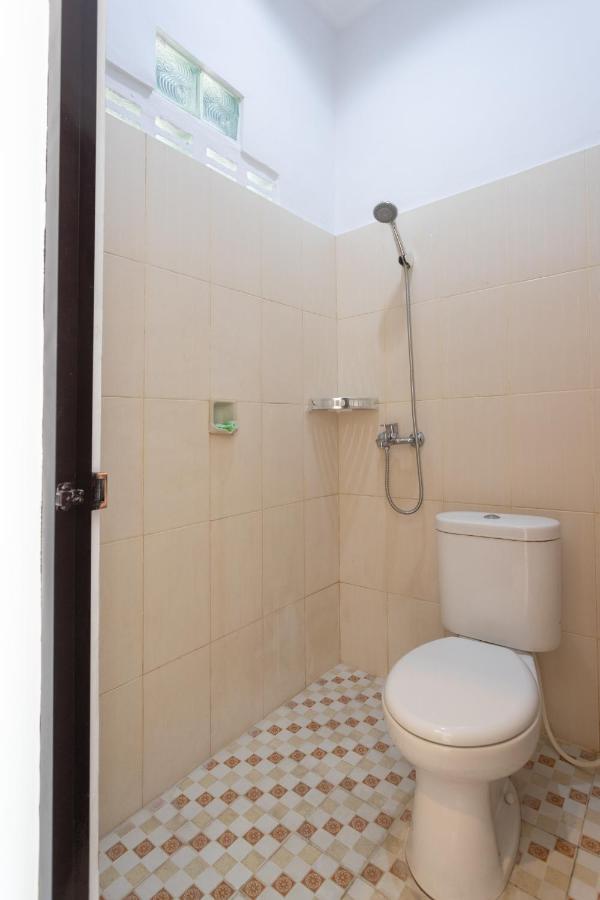 Cempaka Mas guest house canggu Bagian luar foto